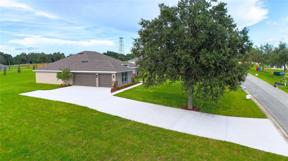 37094 HIDDEN VIEW CIRCLE Dade City, FL 33523