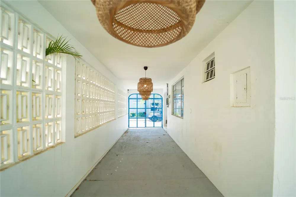 2019 CACIQUE STREET San Juan, PR 00911