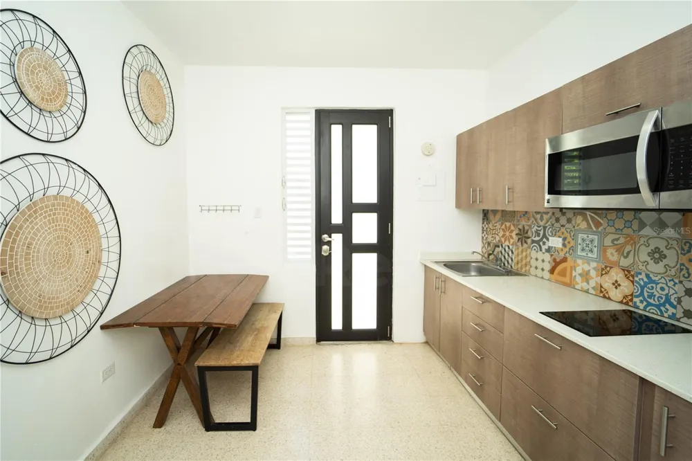 2019 CACIQUE STREET San Juan, PR 00911