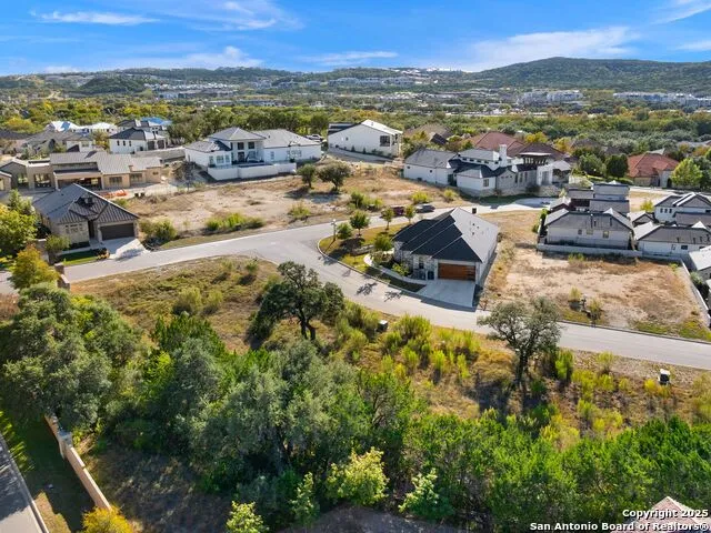 11 DOMINION MEADOWS San Antonio, TX 78257
