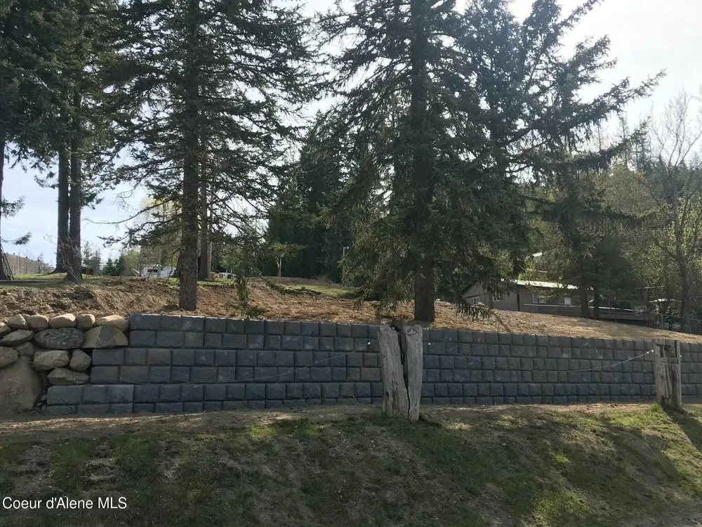 1609 Garfield Bay Road Sagle, ID 83860