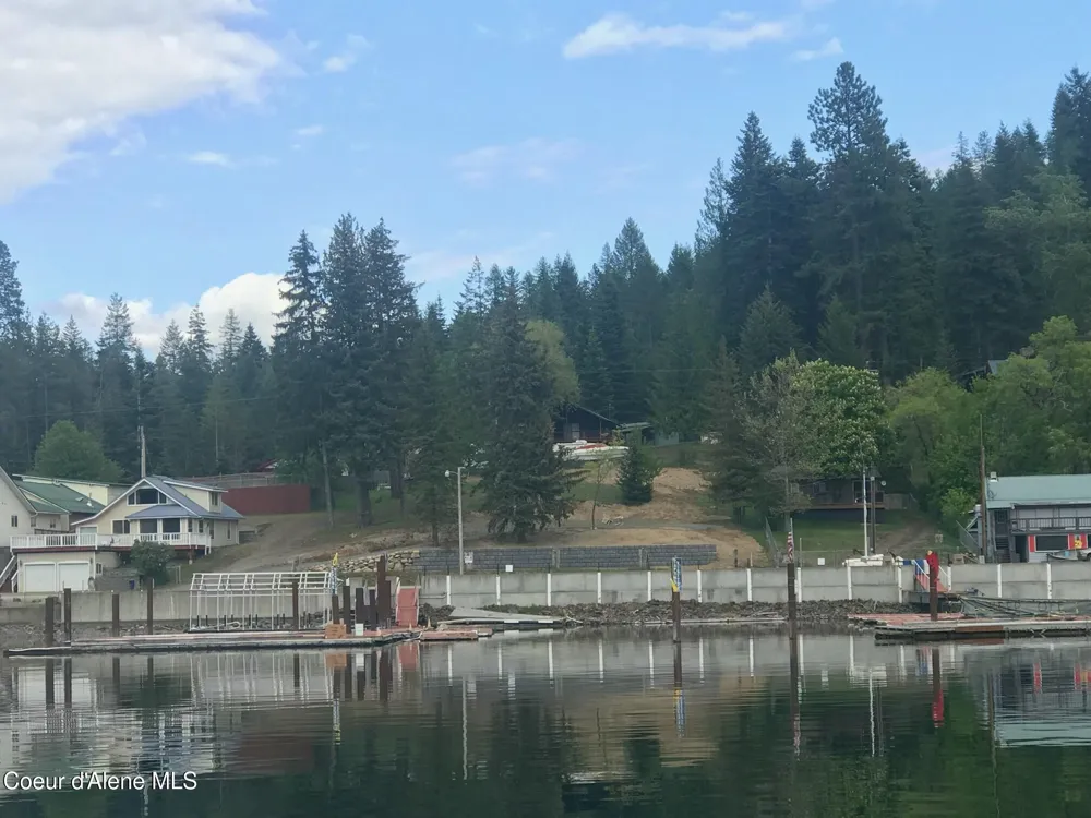 1609 Garfield Bay Road Sagle, ID 83860