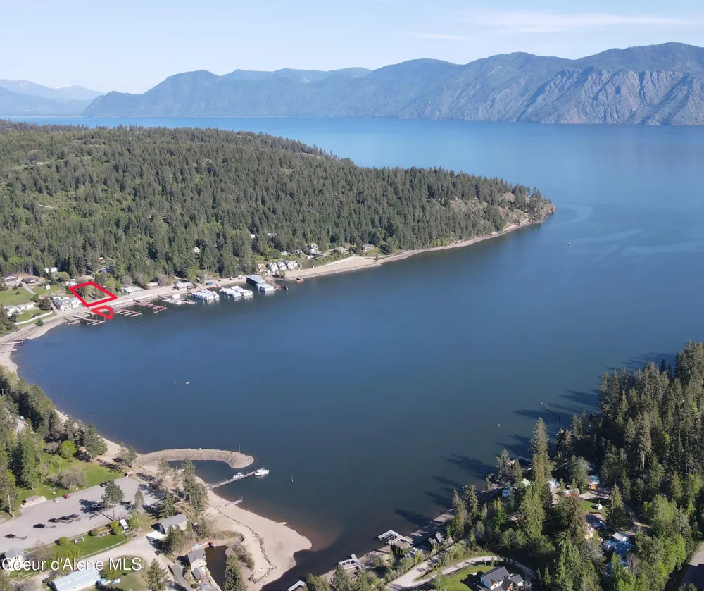 1609 Garfield Bay Road Sagle, ID 83860