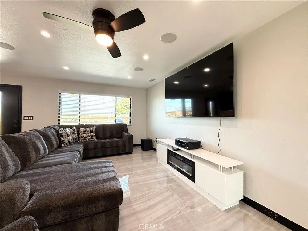 23421 Road 6 Chowchilla, CA 93610