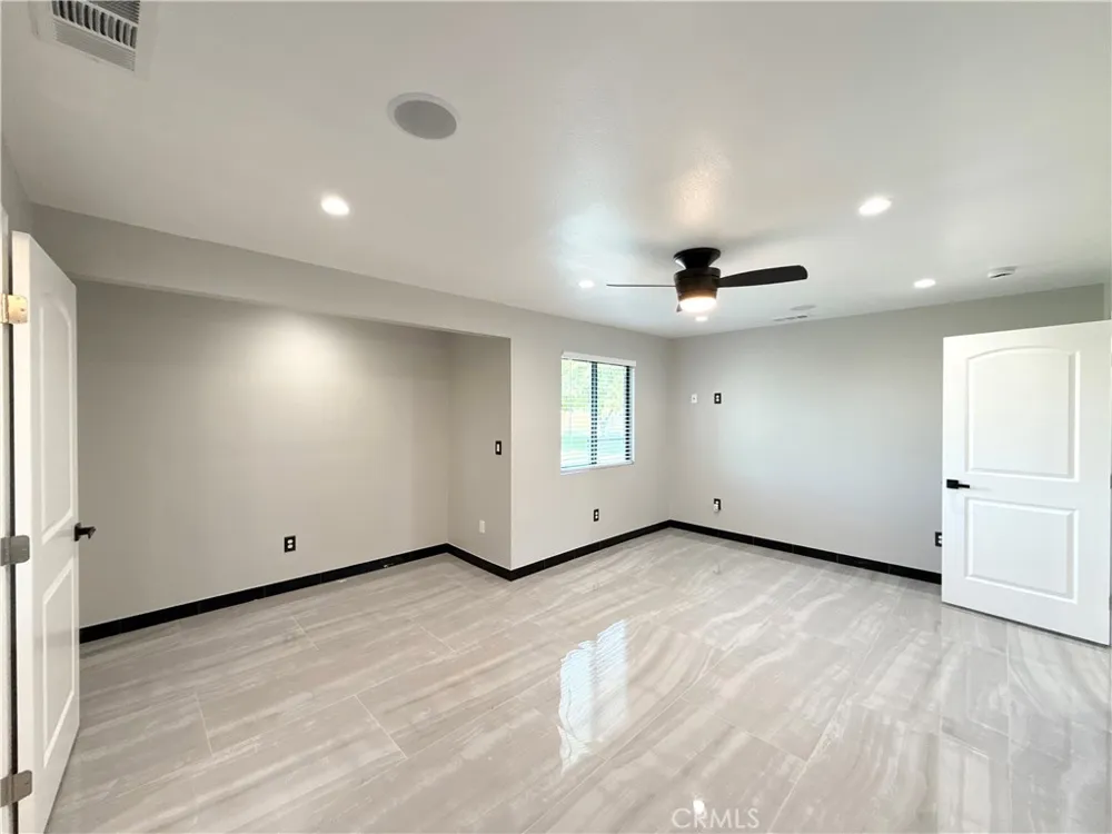 23421 Road 6 Chowchilla, CA 93610