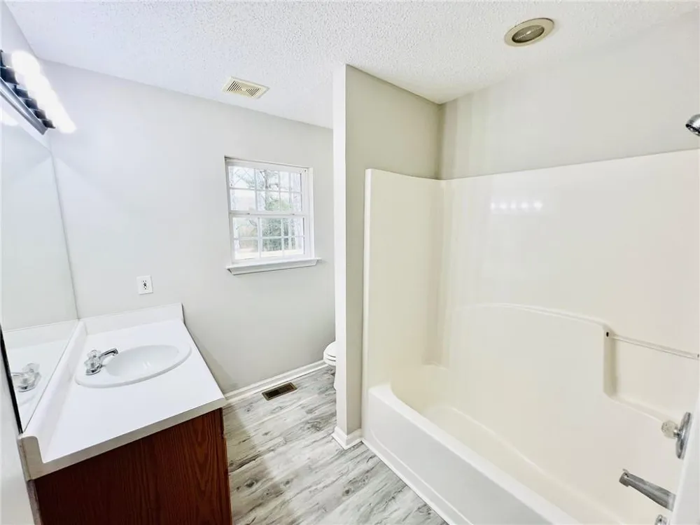 58 Kingston Pointe Kingston, GA 30145