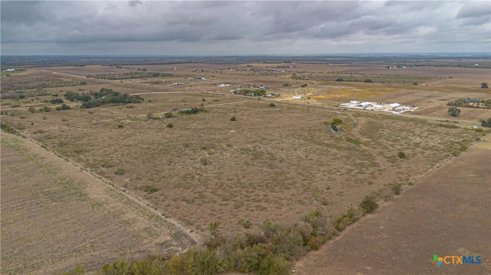 9325 Fm 1339 Martindale, TX 78655