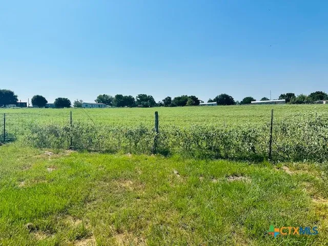 1212 Babylon Lane Schulenburg, TX 78956