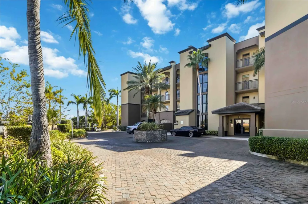 4125 W END ROAD #306 Cocoa Beach, FL 32931