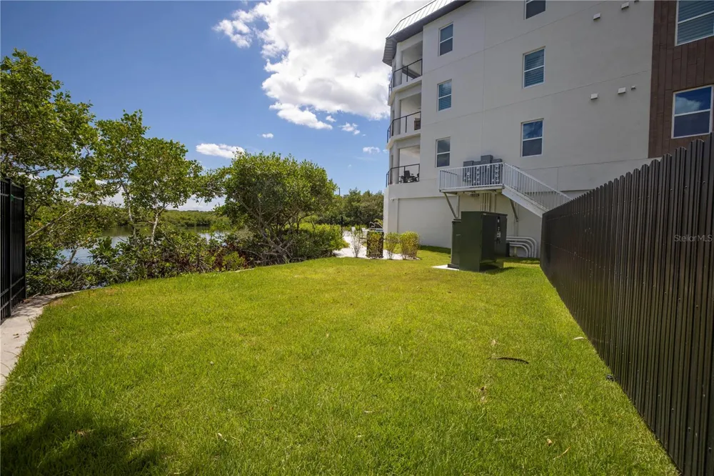 19505 GULF BOULEVARD #304 Indian Shores, FL 33785