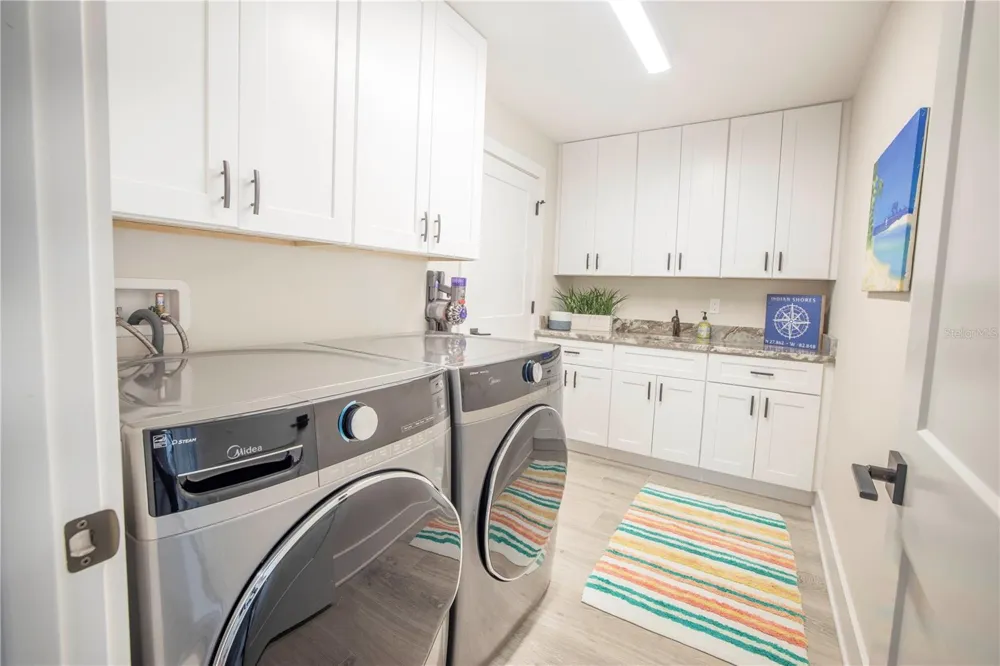 19505 GULF BOULEVARD #304 Indian Shores, FL 33785