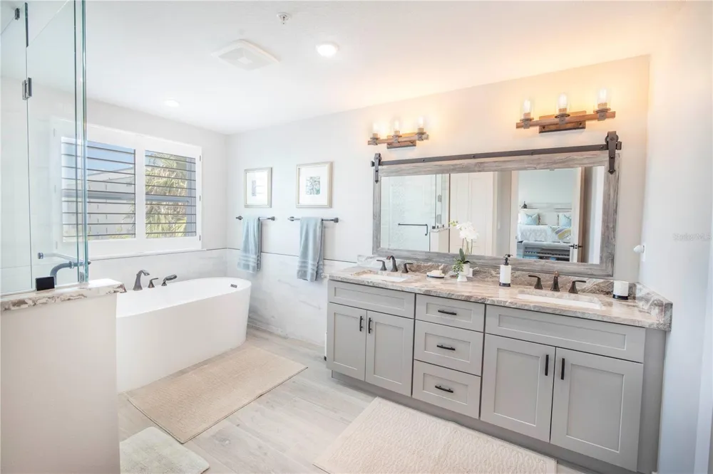 19505 GULF BOULEVARD #304 Indian Shores, FL 33785
