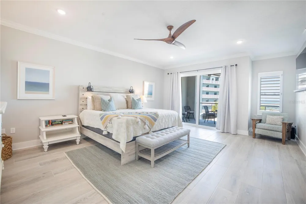 19505 GULF BOULEVARD #304 Indian Shores, FL 33785