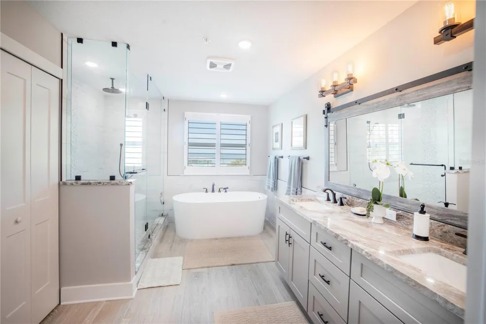 19505 GULF BOULEVARD #304 Indian Shores, FL 33785