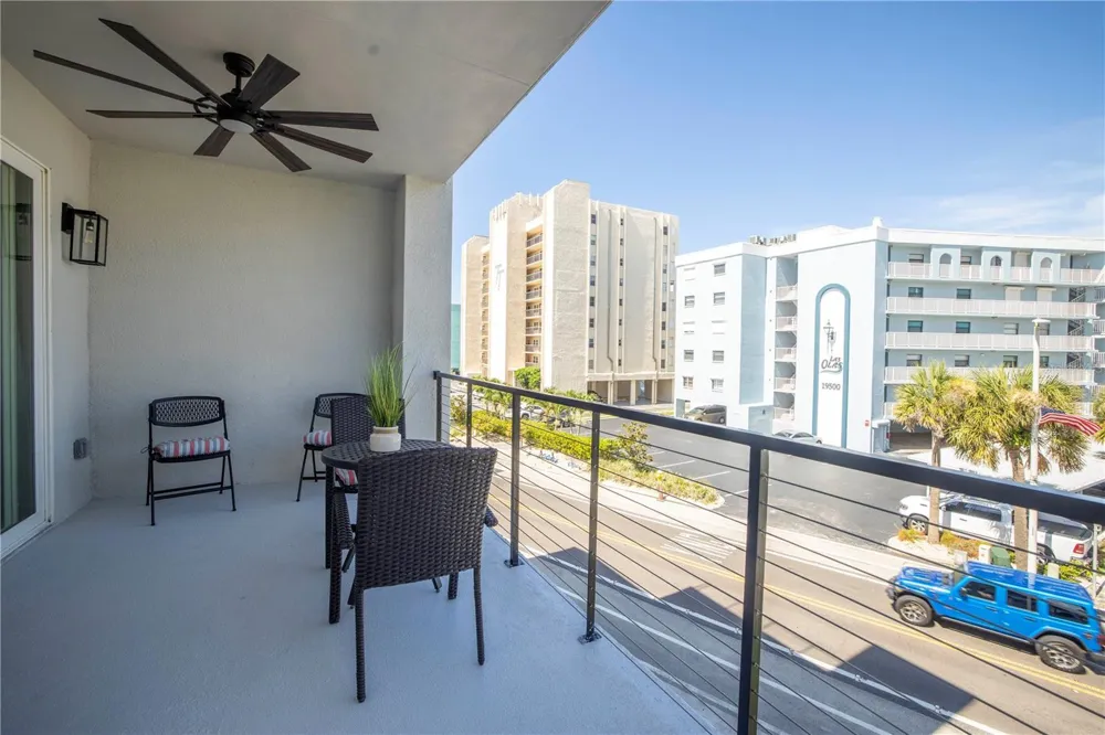 19505 GULF BOULEVARD #304 Indian Shores, FL 33785