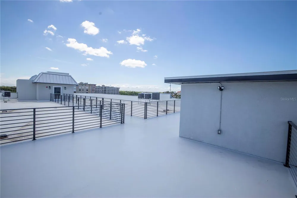 19505 GULF BOULEVARD #304 Indian Shores, FL 33785