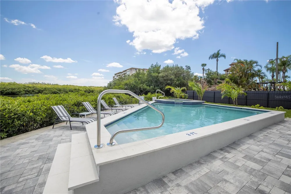 19505 GULF BOULEVARD #304 Indian Shores, FL 33785