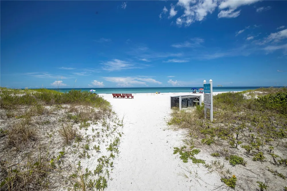 19505 GULF BOULEVARD #304 Indian Shores, FL 33785