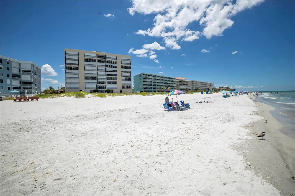 19505 GULF BOULEVARD #304 Indian Shores, FL 33785