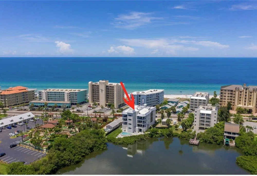 19505 GULF BOULEVARD #304 Indian Shores, FL 33785