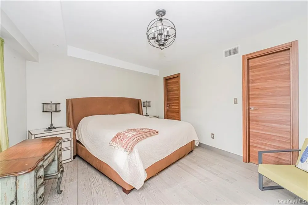 3567 Shore Parkway #H4A Brooklyn, NY 11235