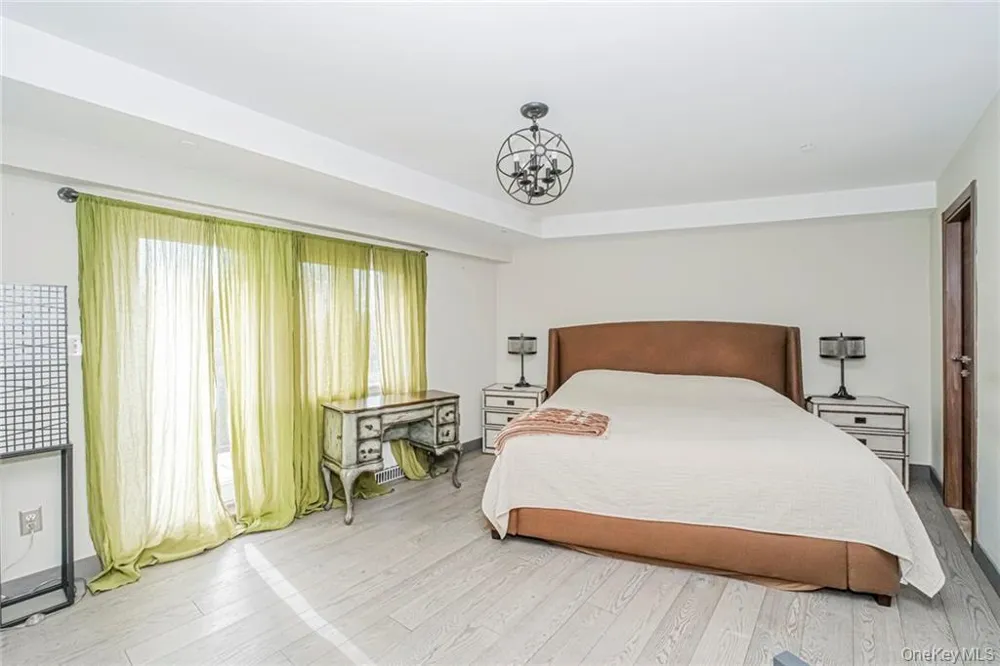3567 Shore Parkway #H4A Brooklyn, NY 11235