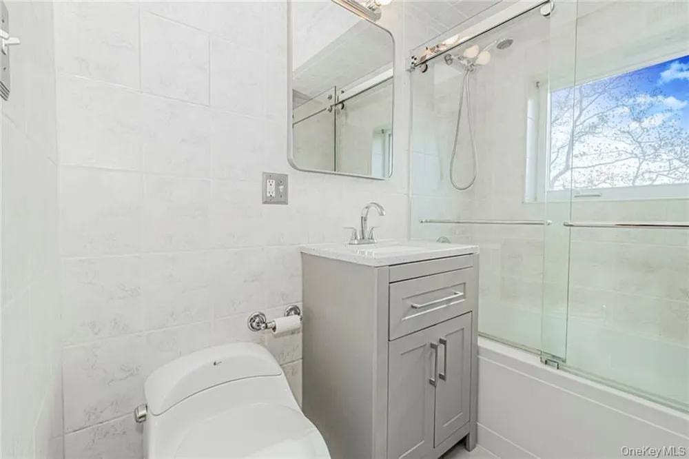 3567 Shore Parkway #H4A Brooklyn, NY 11235