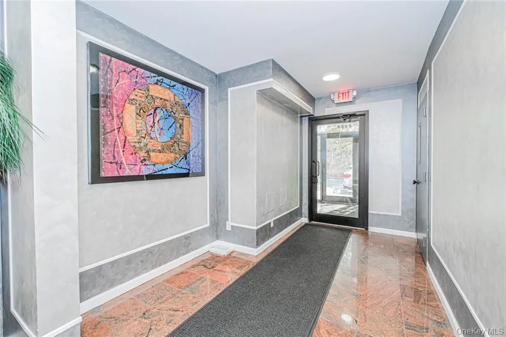 3567 Shore Parkway #H4A Brooklyn, NY 11235