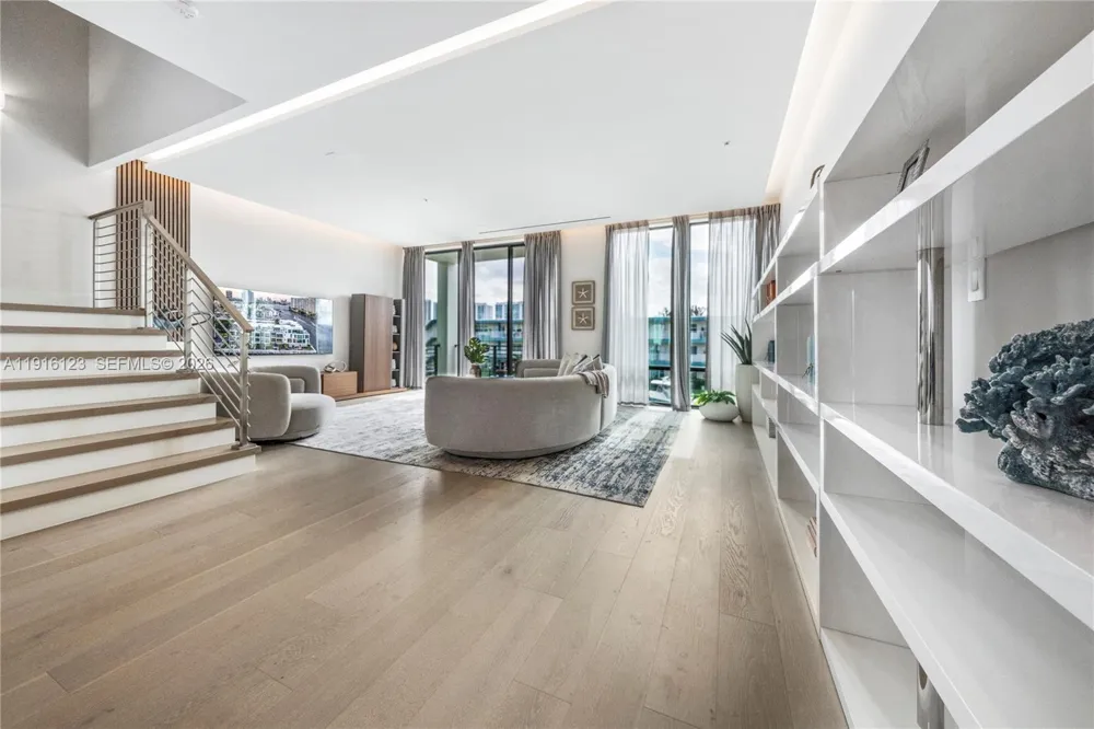 4098 NE 167 ST #9 North Miami Beach, FL 33160