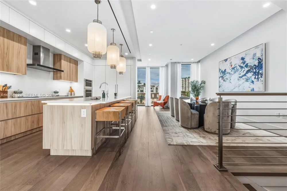 4098 NE 167 ST #9 North Miami Beach, FL 33160