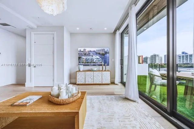 4098 NE 167 ST #9 North Miami Beach, FL 33160