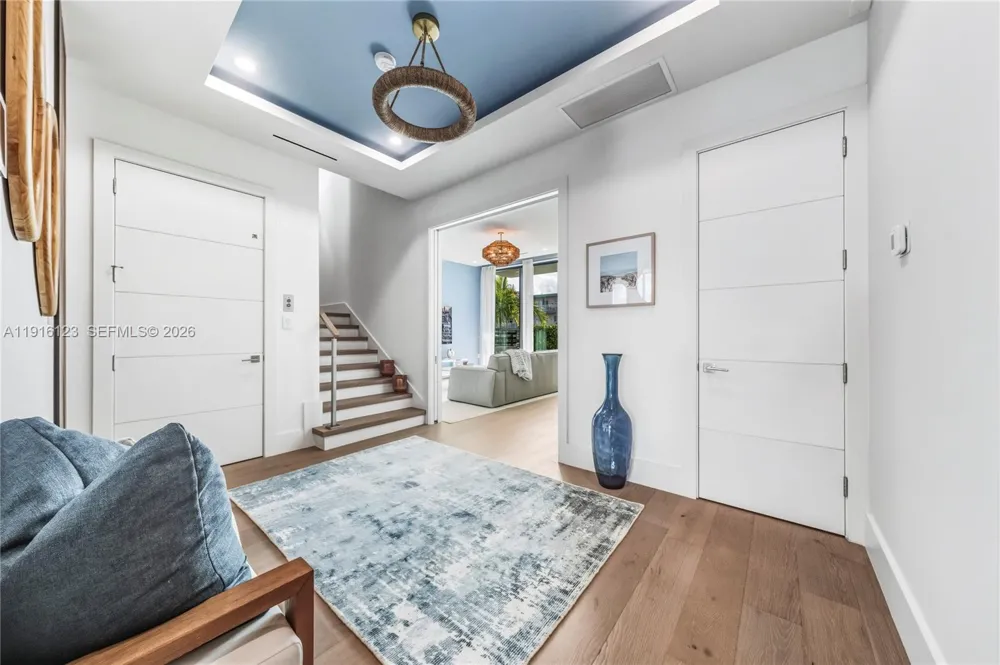 4098 NE 167 ST #9 North Miami Beach, FL 33160