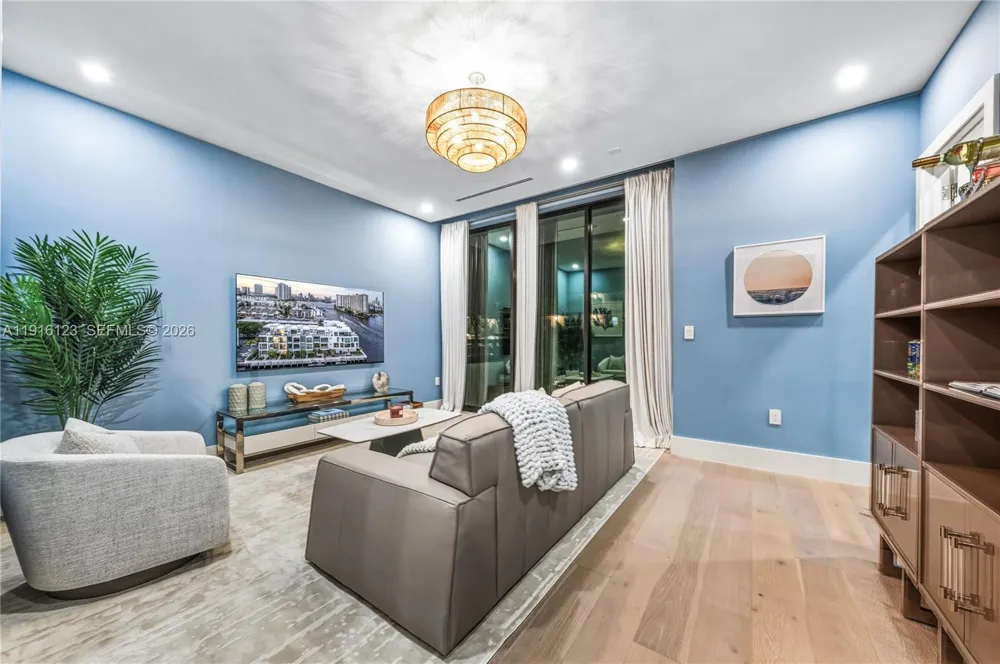 4098 NE 167 ST #9 North Miami Beach, FL 33160