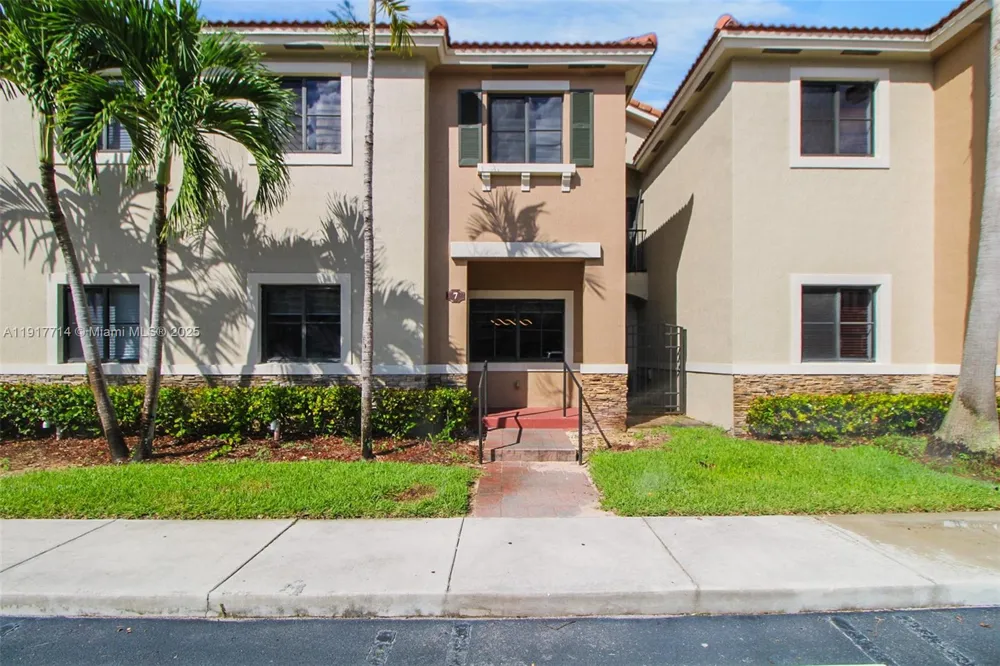 22511 SW 88th Pl #7-24 Cutler Bay, FL 33190