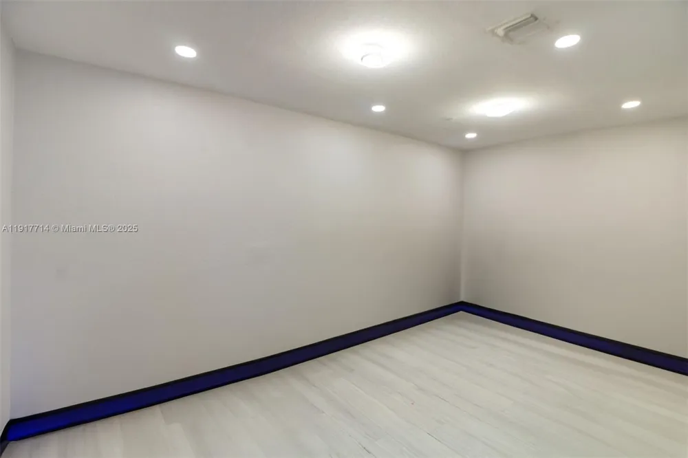 22511 SW 88th Pl #7-24 Cutler Bay, FL 33190