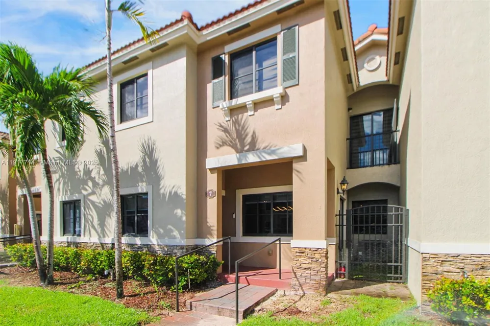 22511 SW 88th Pl #7-24 Cutler Bay, FL 33190