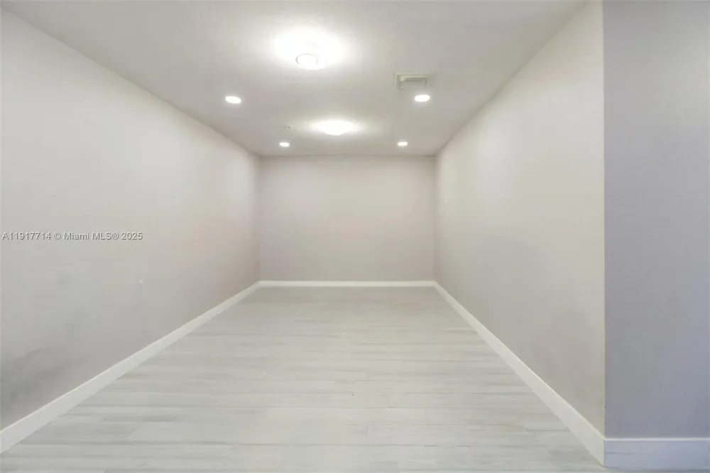 22511 SW 88th Pl #7-24 Cutler Bay, FL 33190