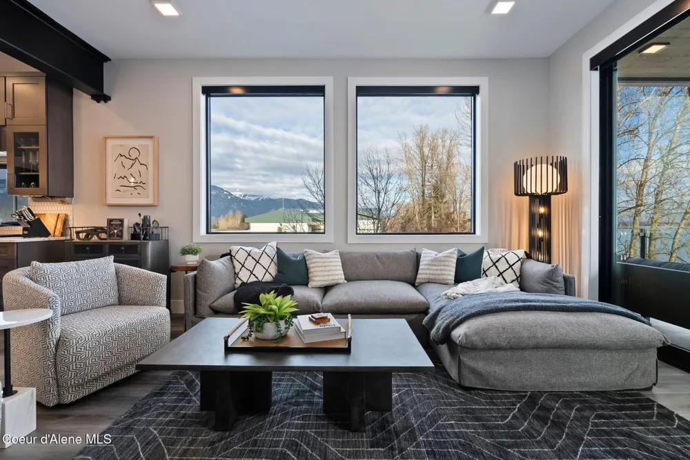 802 Sandpoint Ave ##8307 Sandpoint, ID 83864