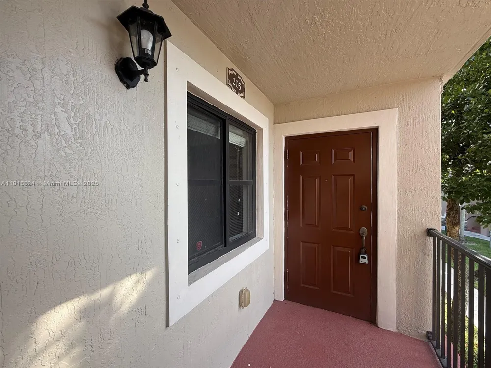 22901 SW 88th Pl #205 Cutler Bay, FL 33190