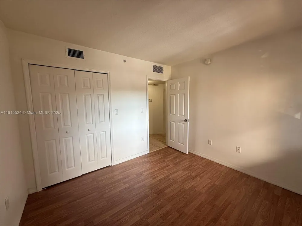 22901 SW 88th Pl #205 Cutler Bay, FL 33190