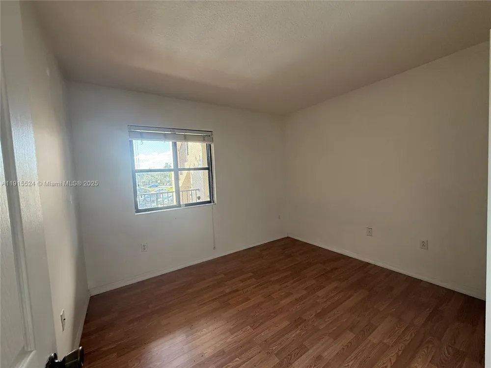22901 SW 88th Pl #205 Cutler Bay, FL 33190