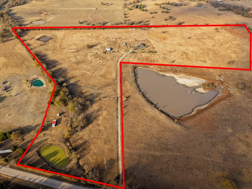 6216 FM 499 Campbell, TX 75422
