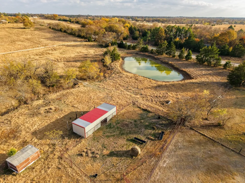 6216 FM 499 Campbell, TX 75422