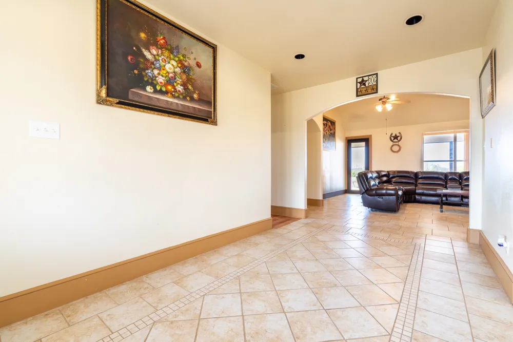 6216 FM 499 Campbell, TX 75422