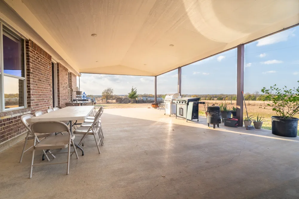 6216 FM 499 Campbell, TX 75422