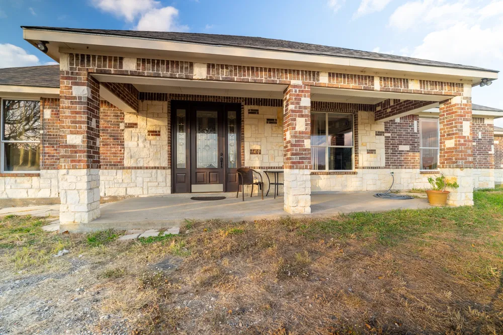6216 FM 499 Campbell, TX 75422