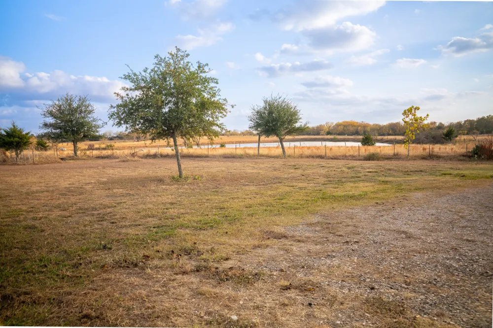 6216 FM 499 Campbell, TX 75422