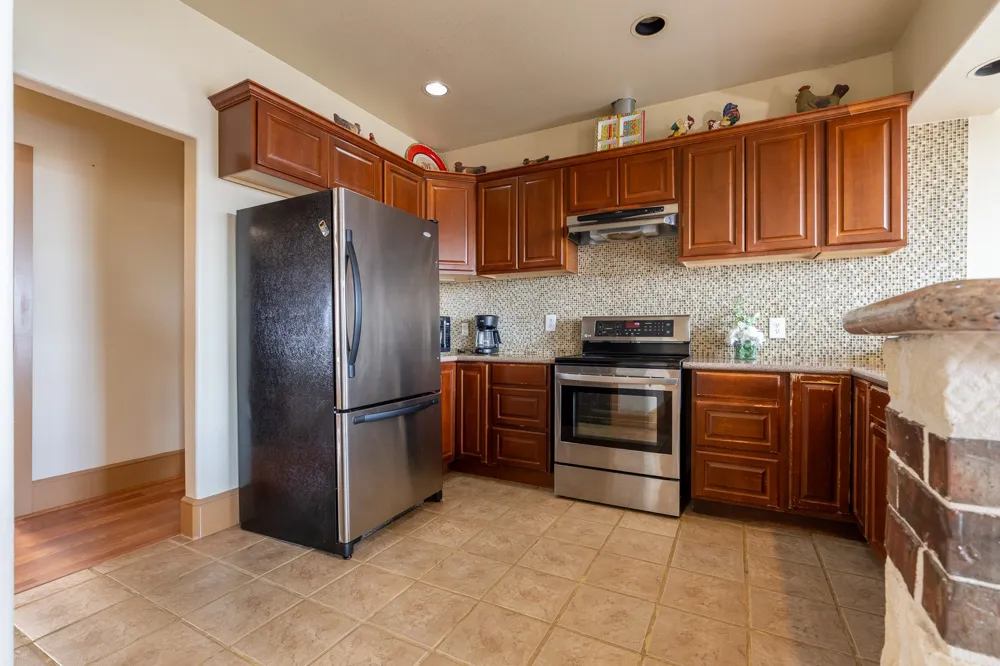 6216 FM 499 Campbell, TX 75422