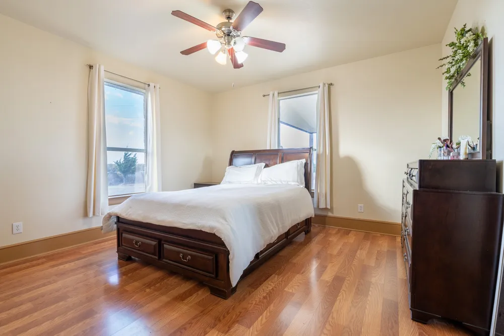 6216 FM 499 Campbell, TX 75422