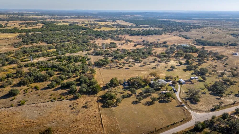 1260 County Road 2001 Lampasas, TX 76550